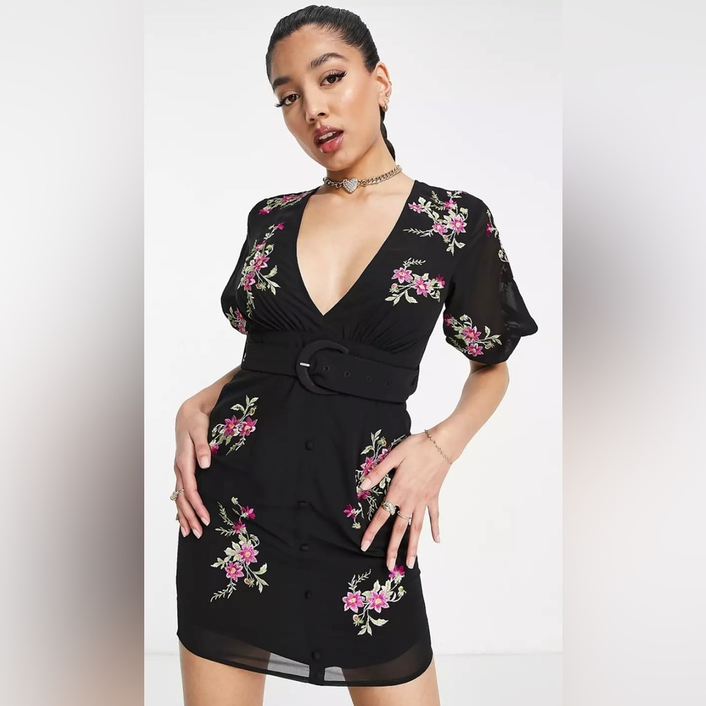 Oasis blackheath dress with embroidered flowers on side 4